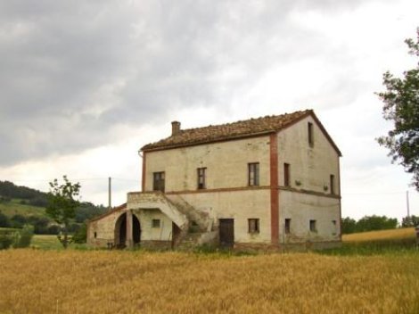 Ripe San Ginesio Le Marche