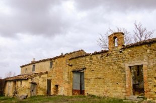 Sant'Angelo in Pontano Le Marche
