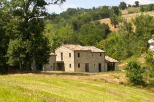 Sant'Angelo in Pontano Le Marche