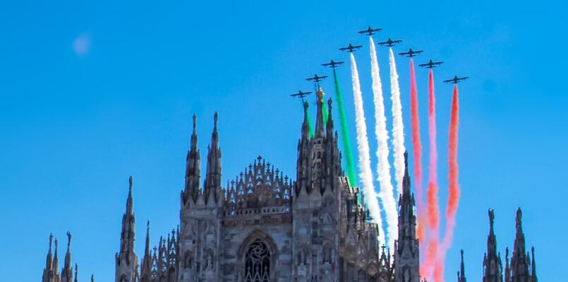 5248561 1205 frecce tricolori milano